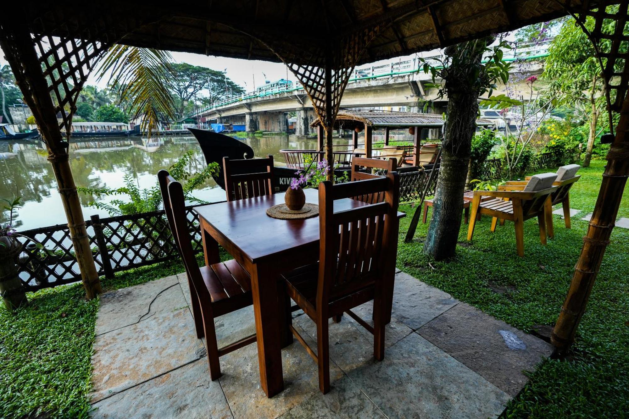 Little Chembaka Kumarakom Exterior foto