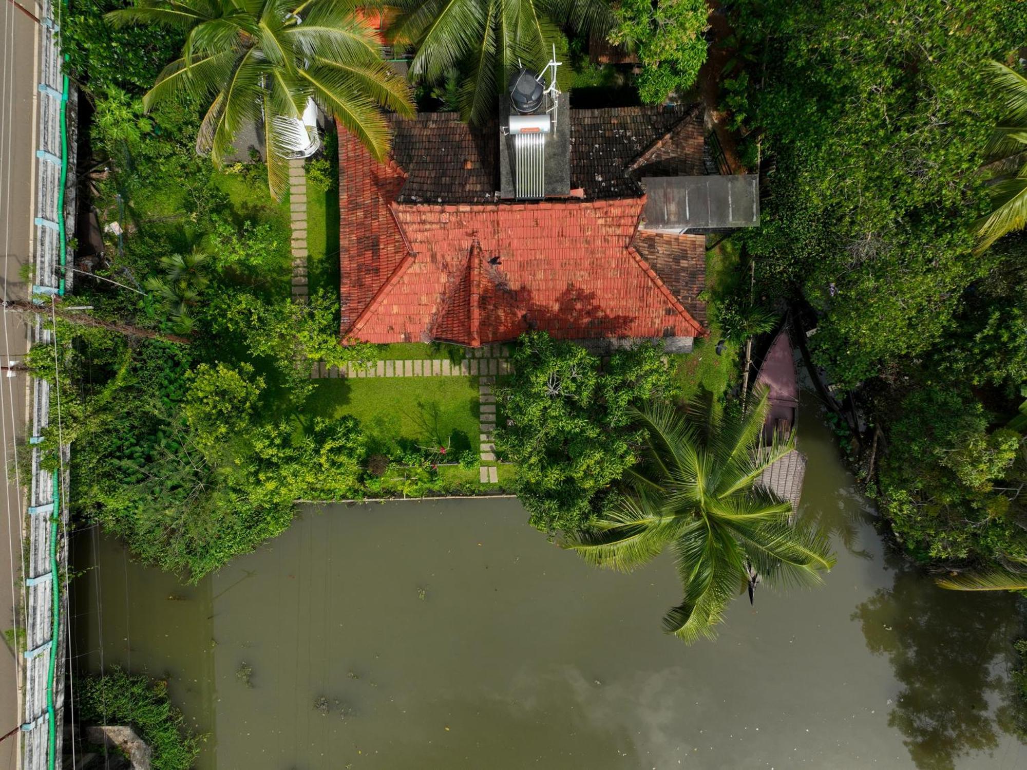 Little Chembaka Kumarakom Exterior foto